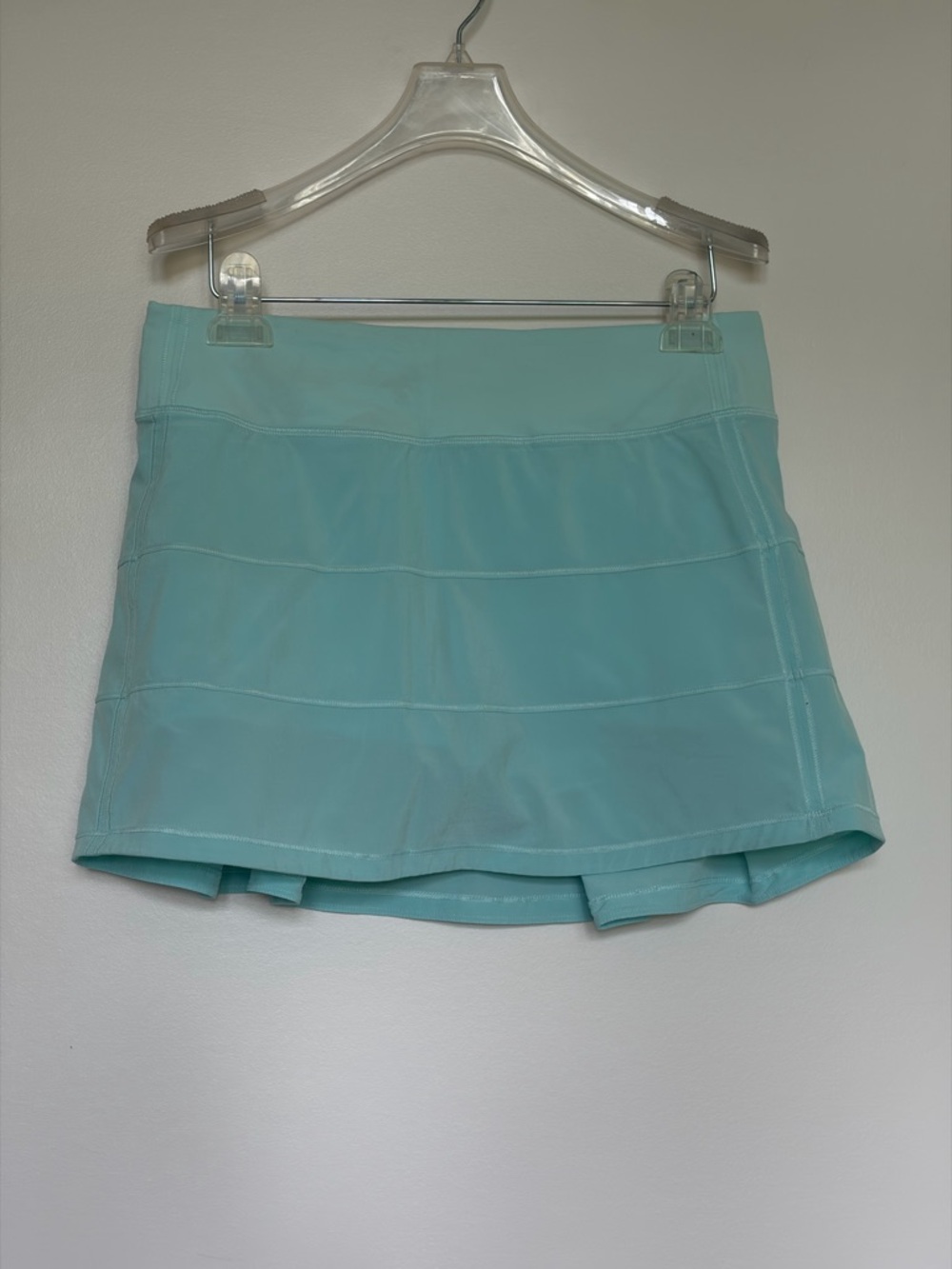 lululemon athletica Mint Aqua Athletic Skort Size 6 Tall